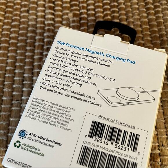 AT&T 15W Premium Magnetic Charging Pad - Picture 3 of 6